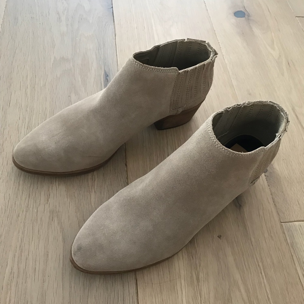 Dolce vita suede booties